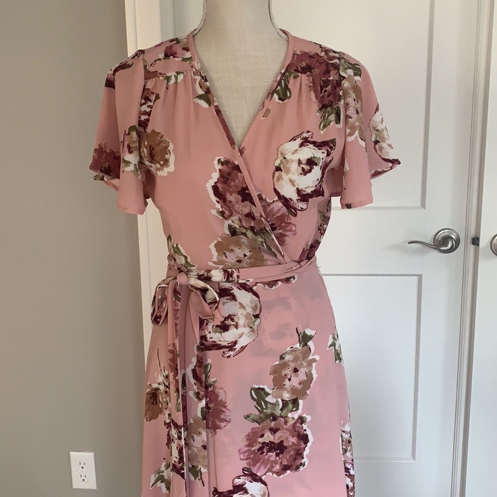 Floral maxi dress with waist tie - Picture 2 of 5